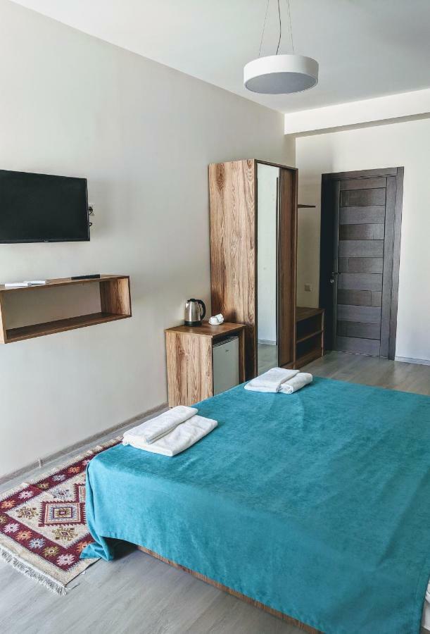 Hotel Canvas Tbilisi Bagian luar foto